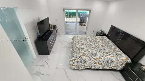 16515 SW 97th Street Miami FL 33196