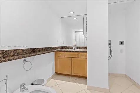 5600 Collins Avenue Miami Beach FL 33140