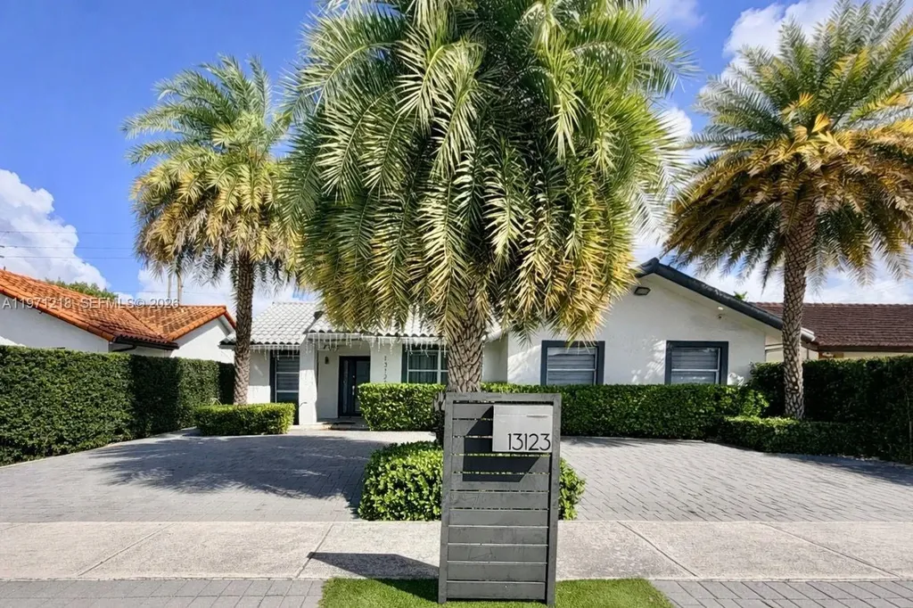 13123 SW 26th Terrace Miami FL 33175