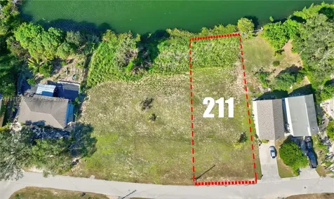 211 Rachard Boulevard Lake Placid FL 33852