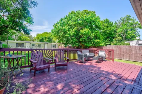 265 NE 116th Street Miami FL 33161