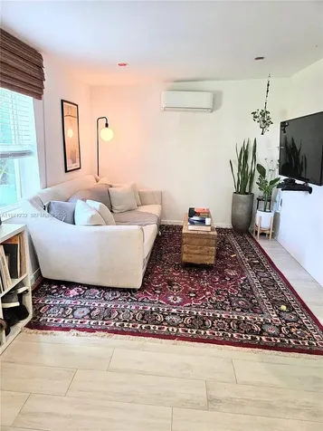 265 NE 116th Street Miami FL 33161