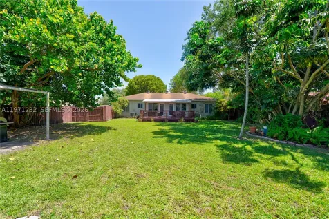 265 NE 116th Street Miami FL 33161