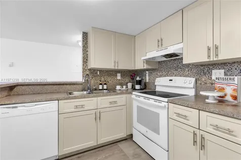 9785 Nob Hill Court Sunrise FL 33351