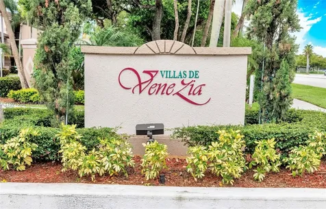 9785 Nob Hill Court Sunrise FL 33351