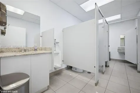 10405 NW 37th Terrace Doral FL 33178