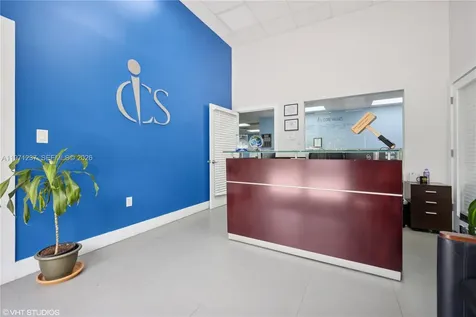 10405 NW 37th Terrace Doral FL 33178