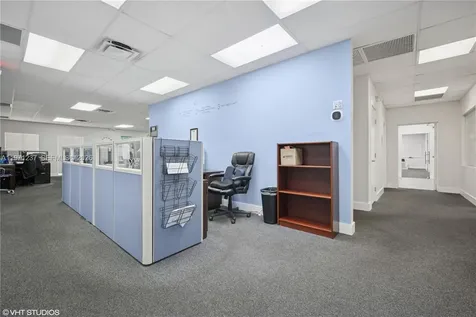 10405 NW 37th Terrace Doral FL 33178