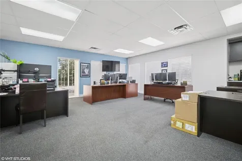 10405 NW 37th Terrace Doral FL 33178