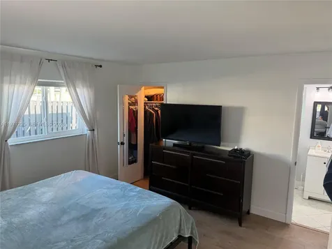 4450 NW 9th Street Coconut Creek FL 33066