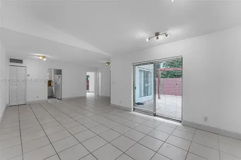10915 SW 71st Street Miami FL 33173