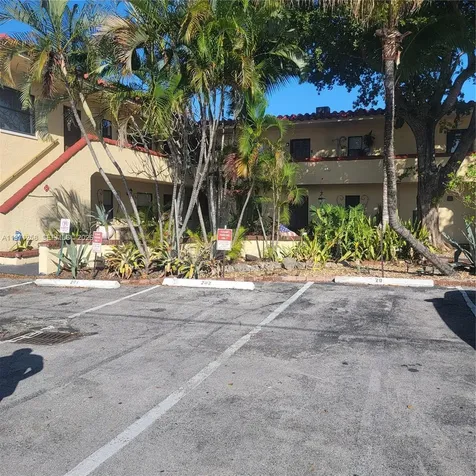 2300 NE 6th Avenue Wilton Manors FL 33305