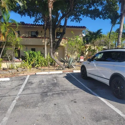 2300 NE 6th Avenue Wilton Manors FL 33305