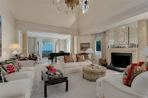 10 Tahiti Beach Island Road Coral Gables FL 33143