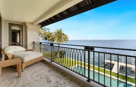 10 Tahiti Beach Island Road Coral Gables FL 33143