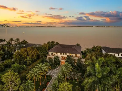 10 Tahiti Beach Island Road Coral Gables FL 33143