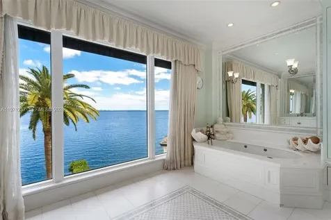 10 Tahiti Beach Island Road Coral Gables FL 33143