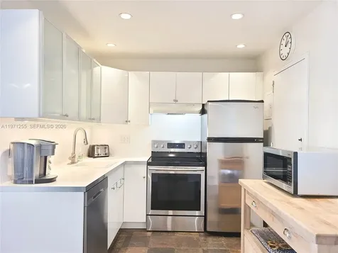 401 Golden Isles Drive Hallandale Beach FL 33009