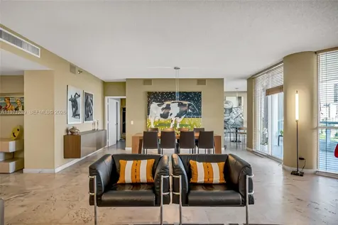 21150 Point Place Aventura FL 33180
