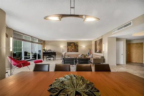 21150 Point Place Aventura FL 33180