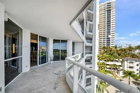 21150 Point Place Aventura FL 33180