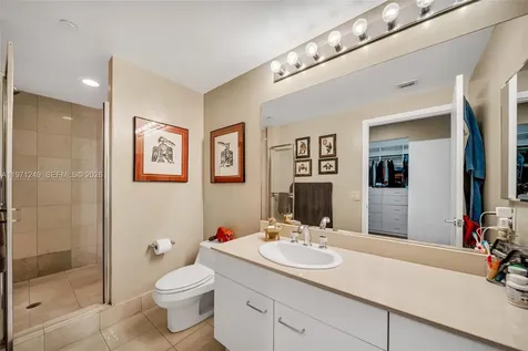 21150 Point Place Aventura FL 33180