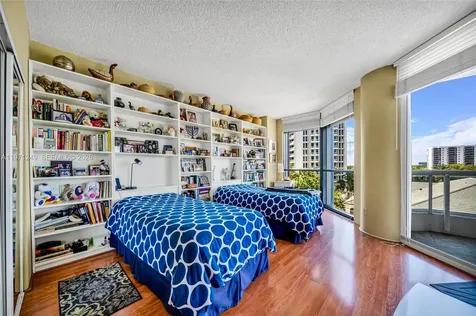 21150 Point Place Aventura FL 33180