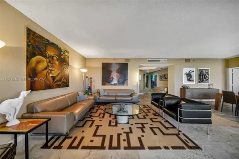 21150 Point Place Aventura FL 33180
