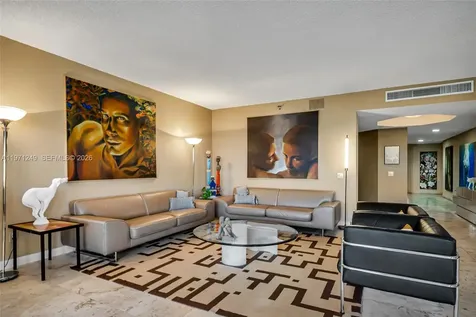 21150 Point Place Aventura FL 33180