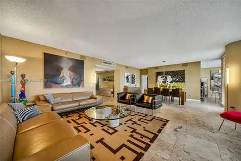 21150 Point Place Aventura FL 33180