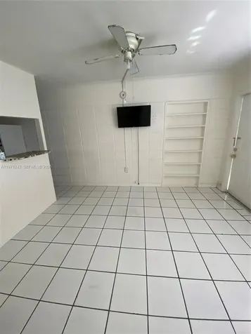 2031 NE 167th Street North Miami Beach FL 33162