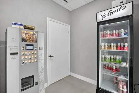 Beauty Salon For Sale In Hialeah Hialeah FL 33015