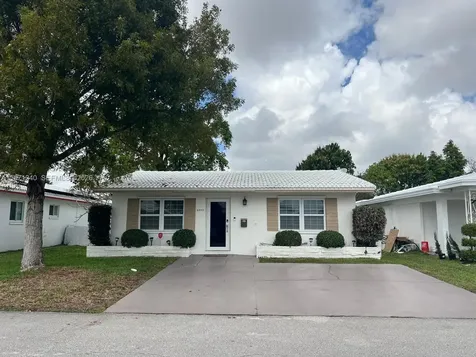 6805 NW 75th Street Tamarac FL 33321