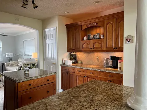 6805 NW 75th Street Tamarac FL 33321