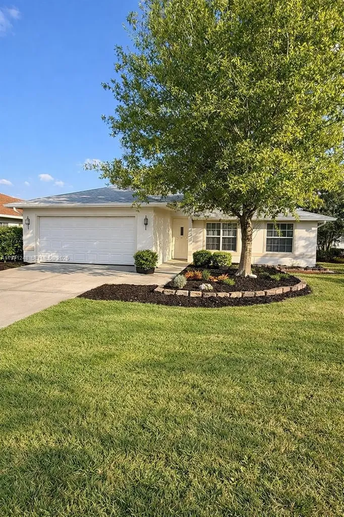 1518 Senior Court Lehigh Acres FL 33971