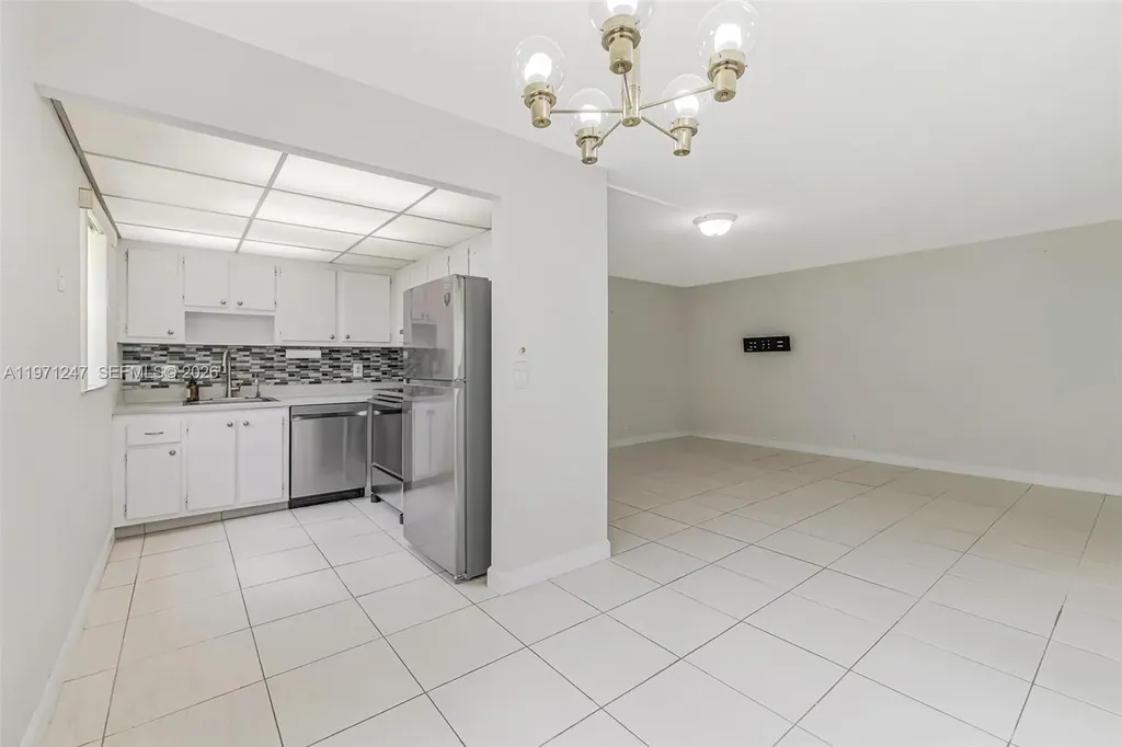 629 Saxony Place Delray Beach FL 33446