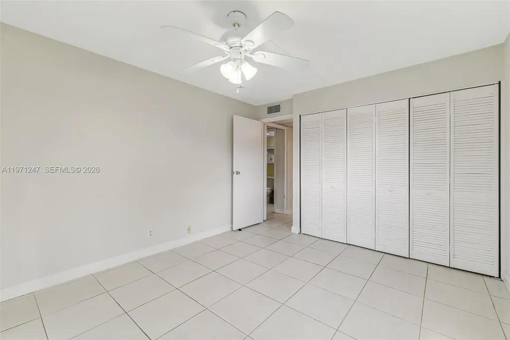 629 Saxony Place Delray Beach FL 33446