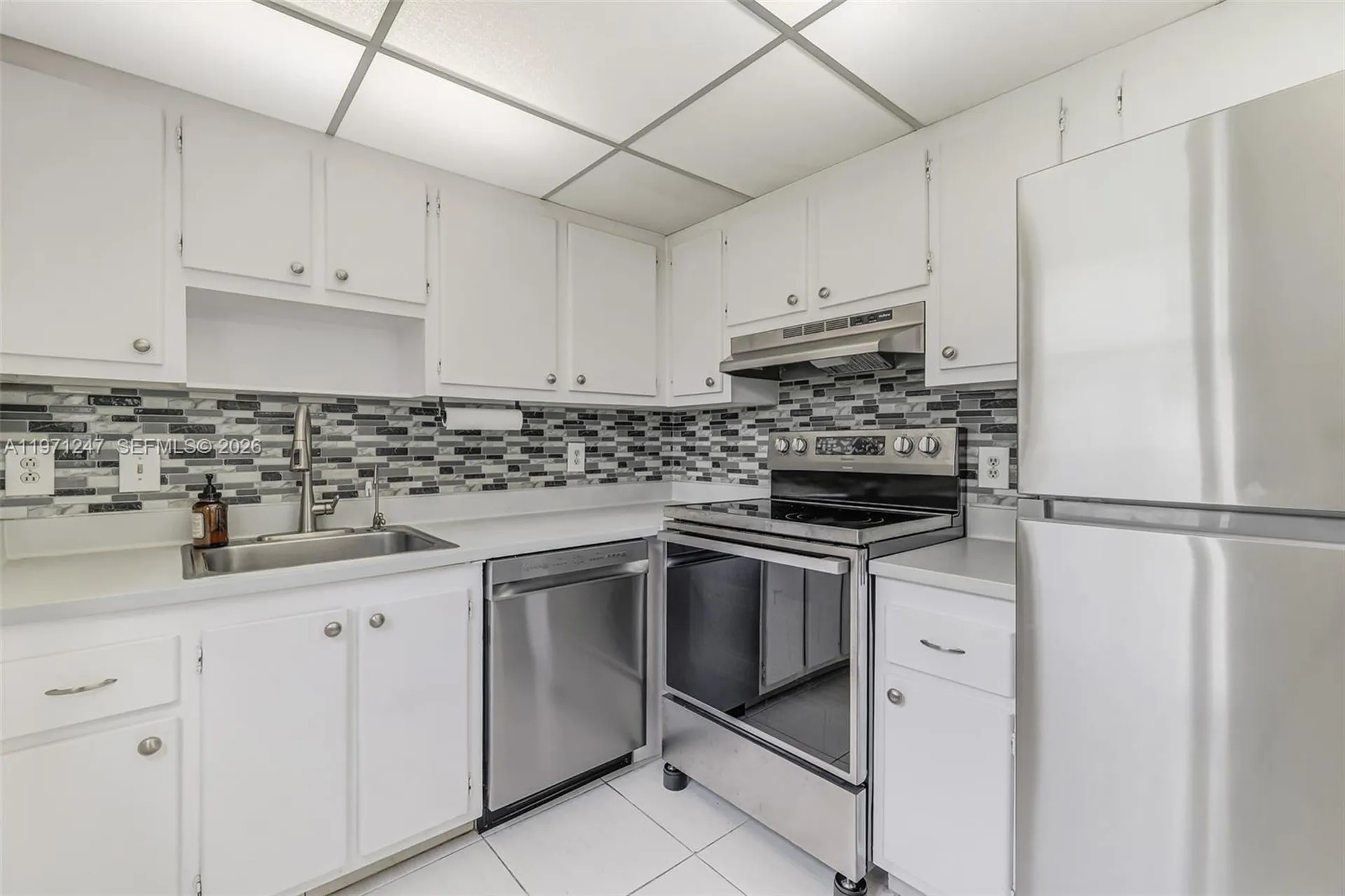629 Saxony Place Delray Beach FL 33446