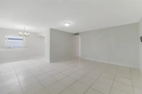 629 Saxony Place Delray Beach FL 33446