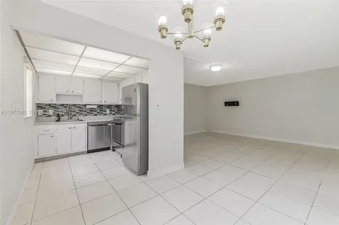 629 Saxony Place Delray Beach FL 33446