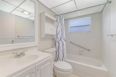 629 Saxony Place Delray Beach FL 33446
