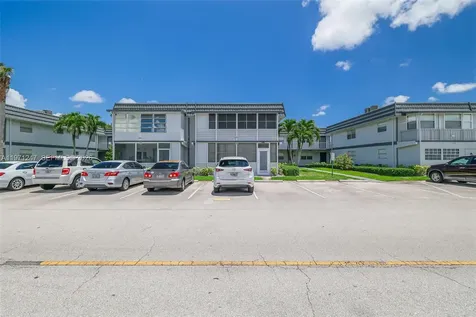 629 Saxony Place Delray Beach FL 33446