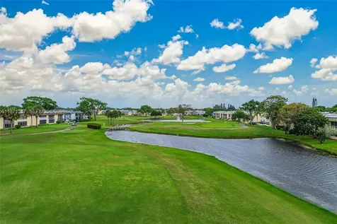 629 Saxony Place Delray Beach FL 33446