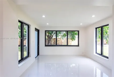 11861 SW 185th Terrace Miami FL 33177
