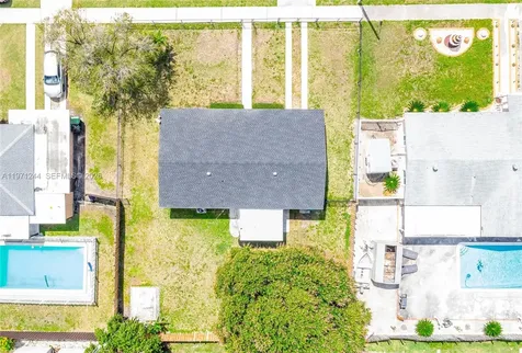 11861 SW 185th Terrace Miami FL 33177