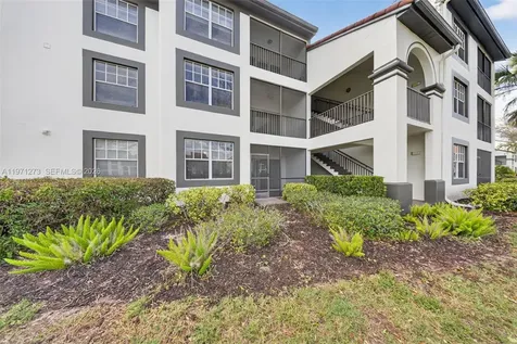 7925 Preserve Circle Naples FL 34119