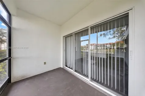 7925 Preserve Circle Naples FL 34119