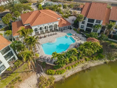 7925 Preserve Circle Naples FL 34119