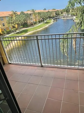 165 NW 96th Terrace Pembroke Pines FL 33024
