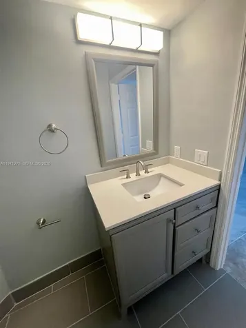 165 NW 96th Terrace Pembroke Pines FL 33024